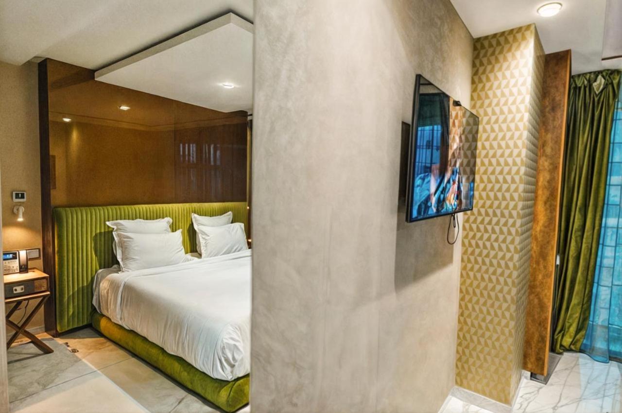 Magnifique Hotel